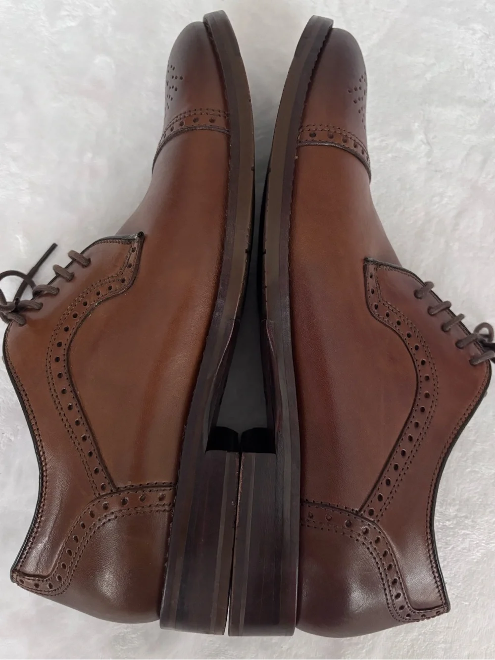 JOHNSTON & MURPHY Men's Halford Leather Cap Toe Lace Up Oxford Shoe--EUC--8.5
